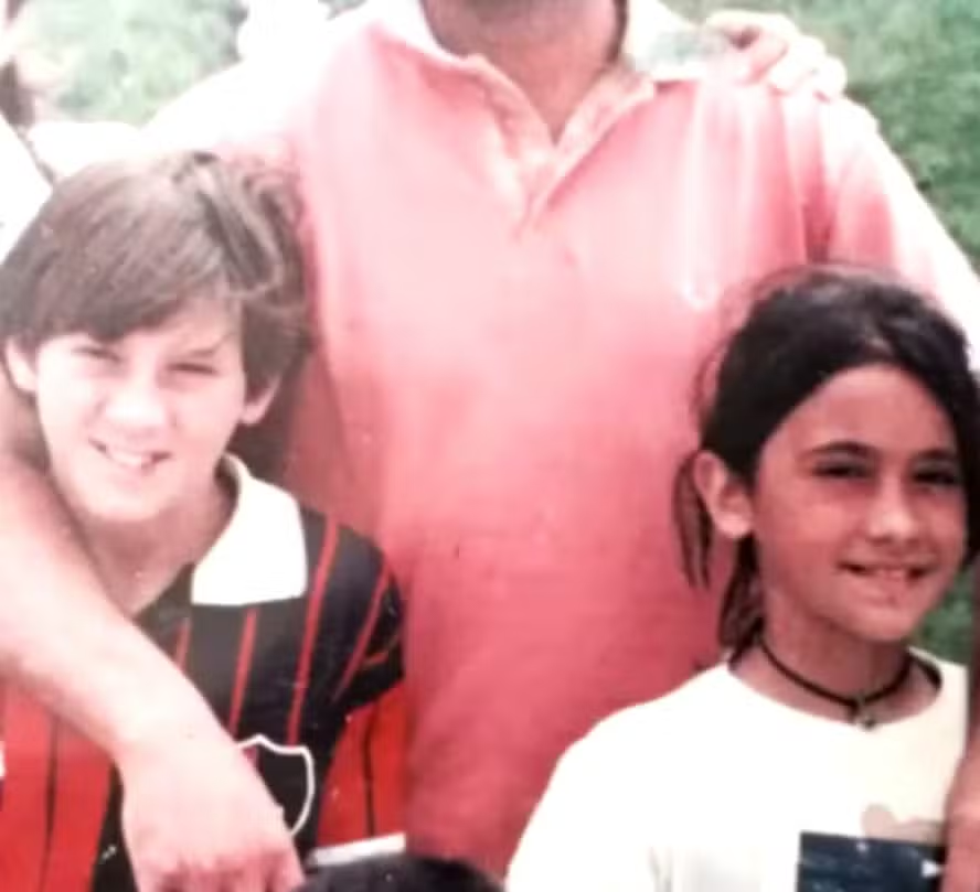 Người phụ nữ của Messi - "đệ nhất phu nhân làng bóng" xinh đẹp và giỏi giang ra sao?- Ảnh 2.