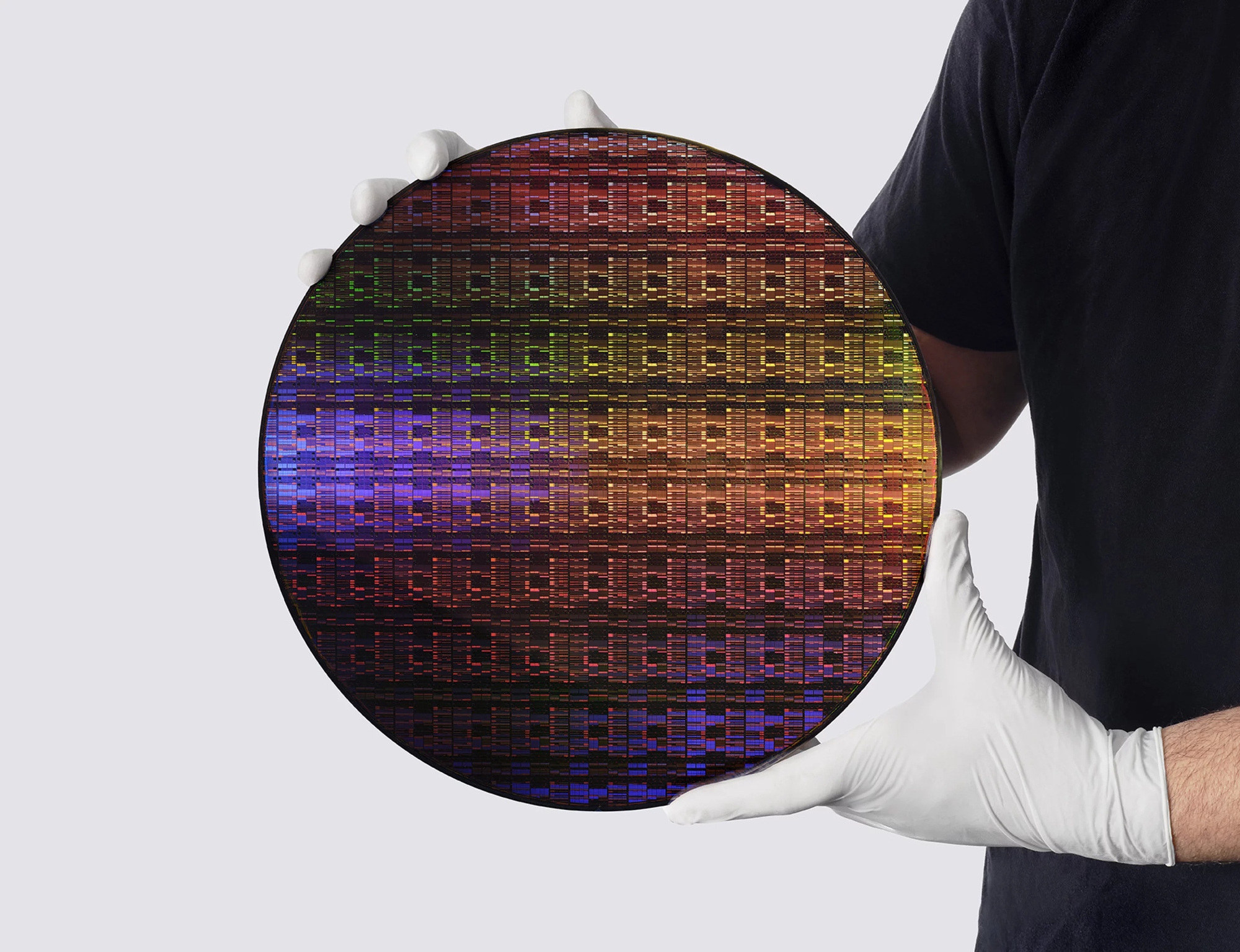 Định hình lại cán cân bán dẫn toàn cầu: IBM chế tạo thành công chip dưới 1 nm, nhồi nhét 100 tỷ bóng bán dẫn bằng móng tay- Ảnh 3.