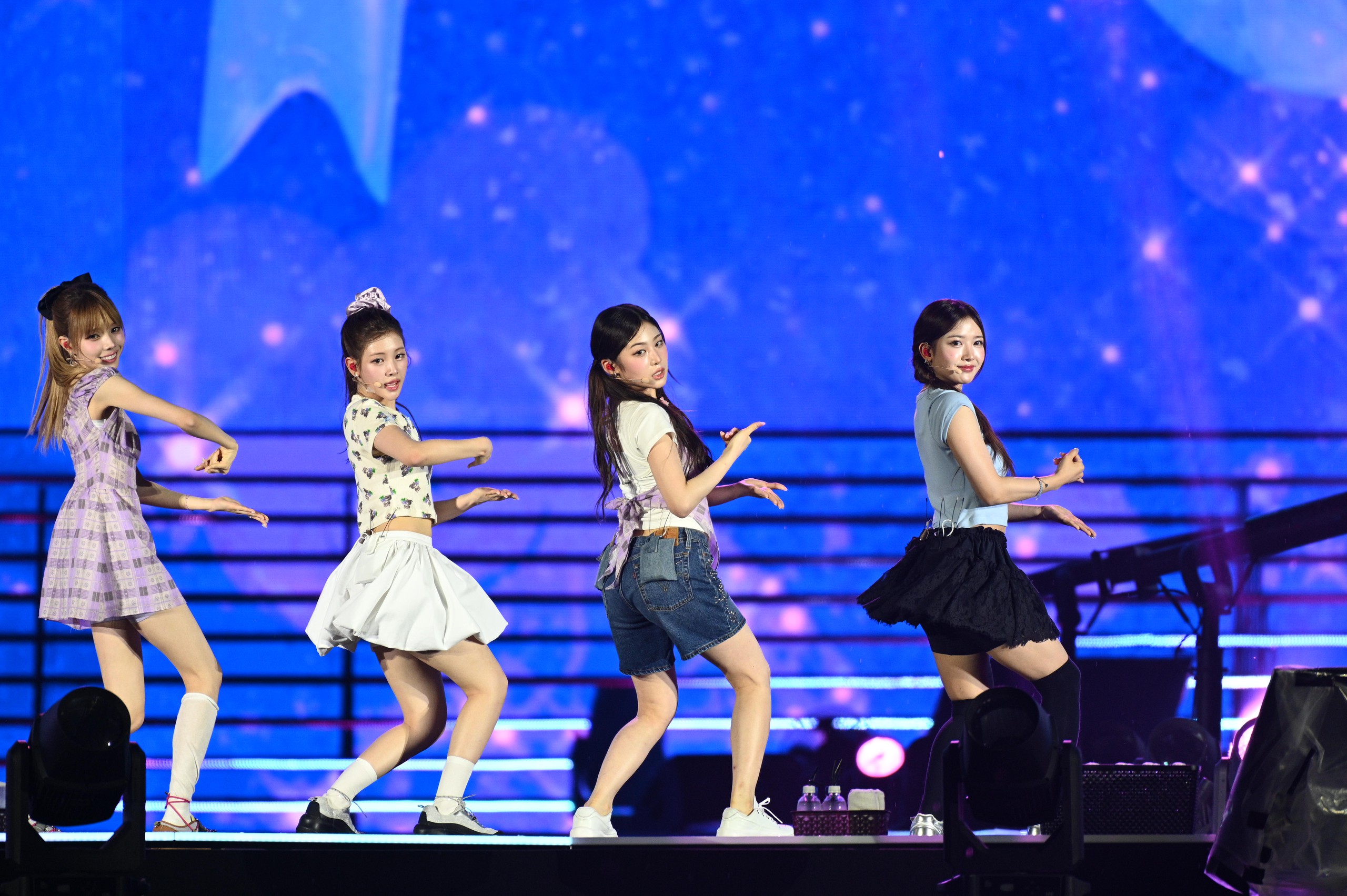 K-PULSE HANOI 2026 D-1: Dàn mỹ nhân Kpop đọ visual, fromis-9 nhan sắc đỉnh cỡ này! - Ảnh 3.