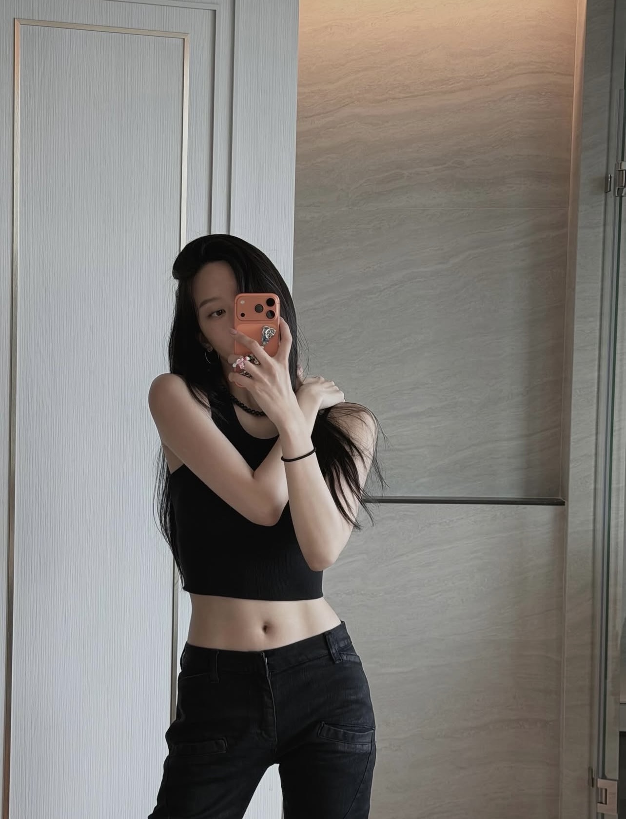 Moon Ga Young kheo eo thắt chắc nịch, lộ luôn giờ tập “chẳng giống ai”- Ảnh 4.