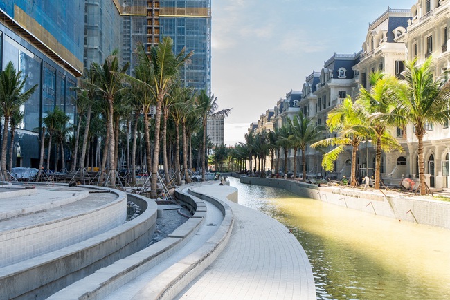 Dự án hàng hiệu Noble Crystal Tay Ho WorldHotels Residences tăng tốc về đích, dự kiến bàn giao từ Quý 1/2027- Ảnh 2.