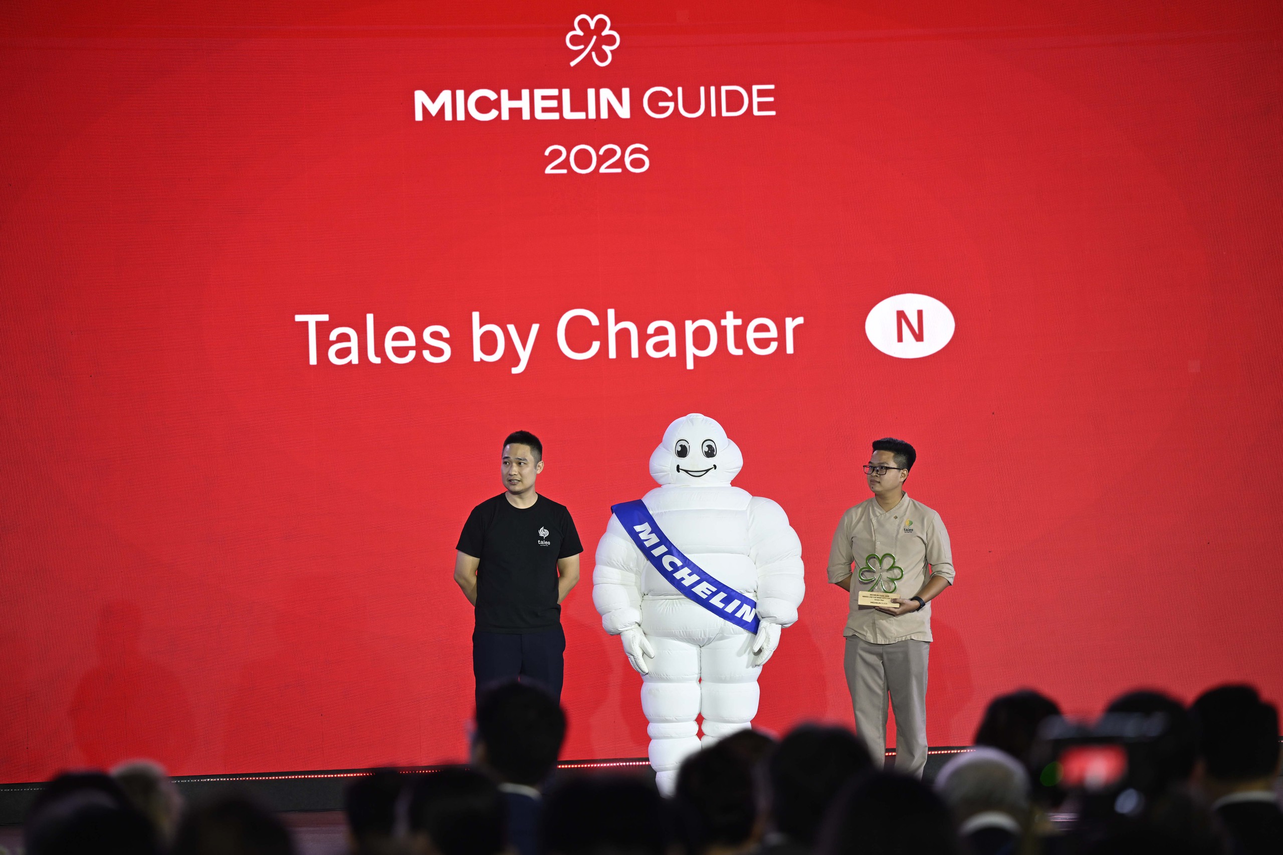 Michelin 2026 bùng nổ tranh cãi: Không hề có bánh mì trong danh sách Bib Gourmand, Bánh cuốn Bà Hoành lọt top gây khó hiểu - Ảnh 14.
