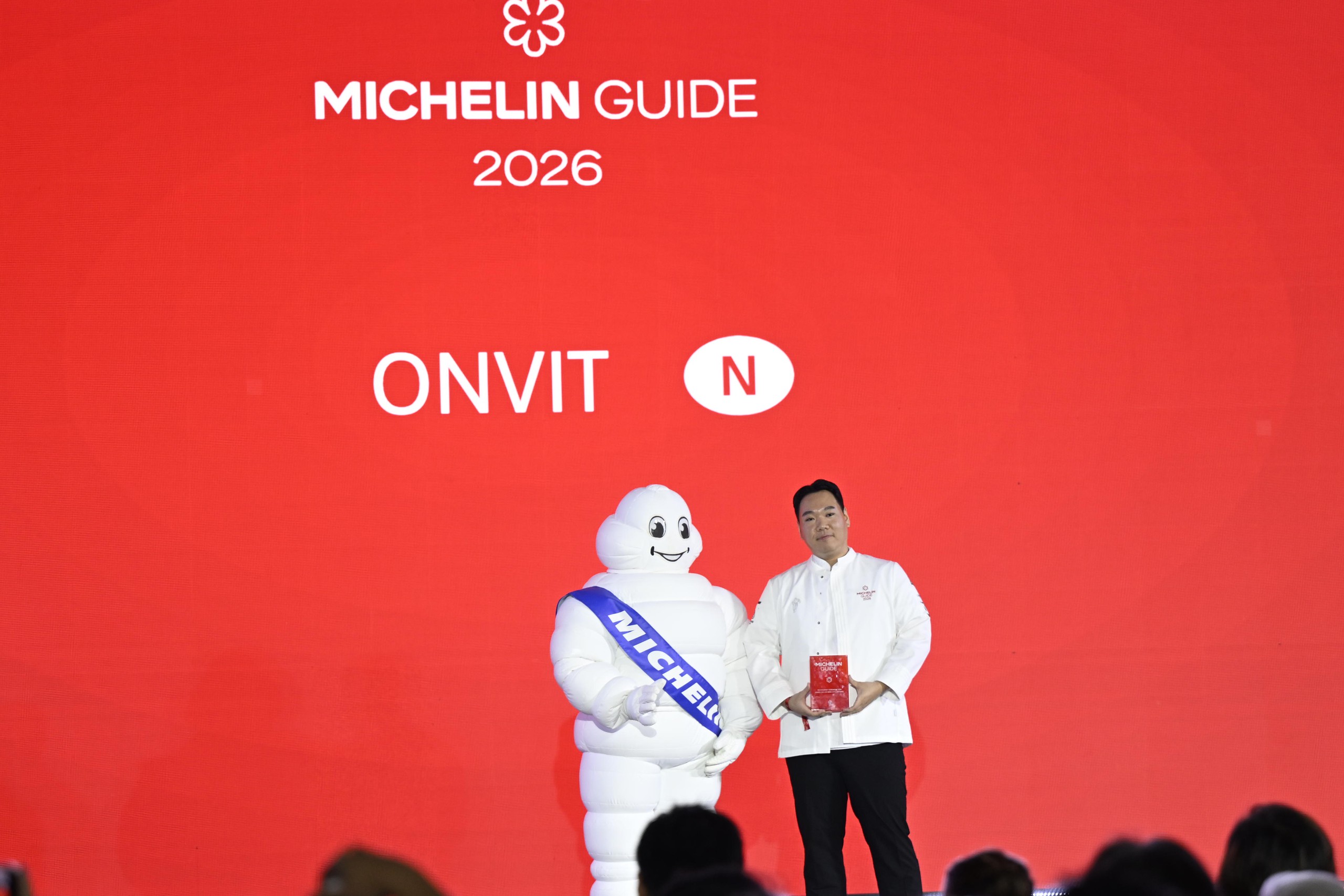 Michelin 2026 bùng nổ tranh cãi: Không hề có bánh mì trong danh sách Bib Gourmand, Bánh cuốn Bà Hoành lọt top gây khó hiểu - Ảnh 7.