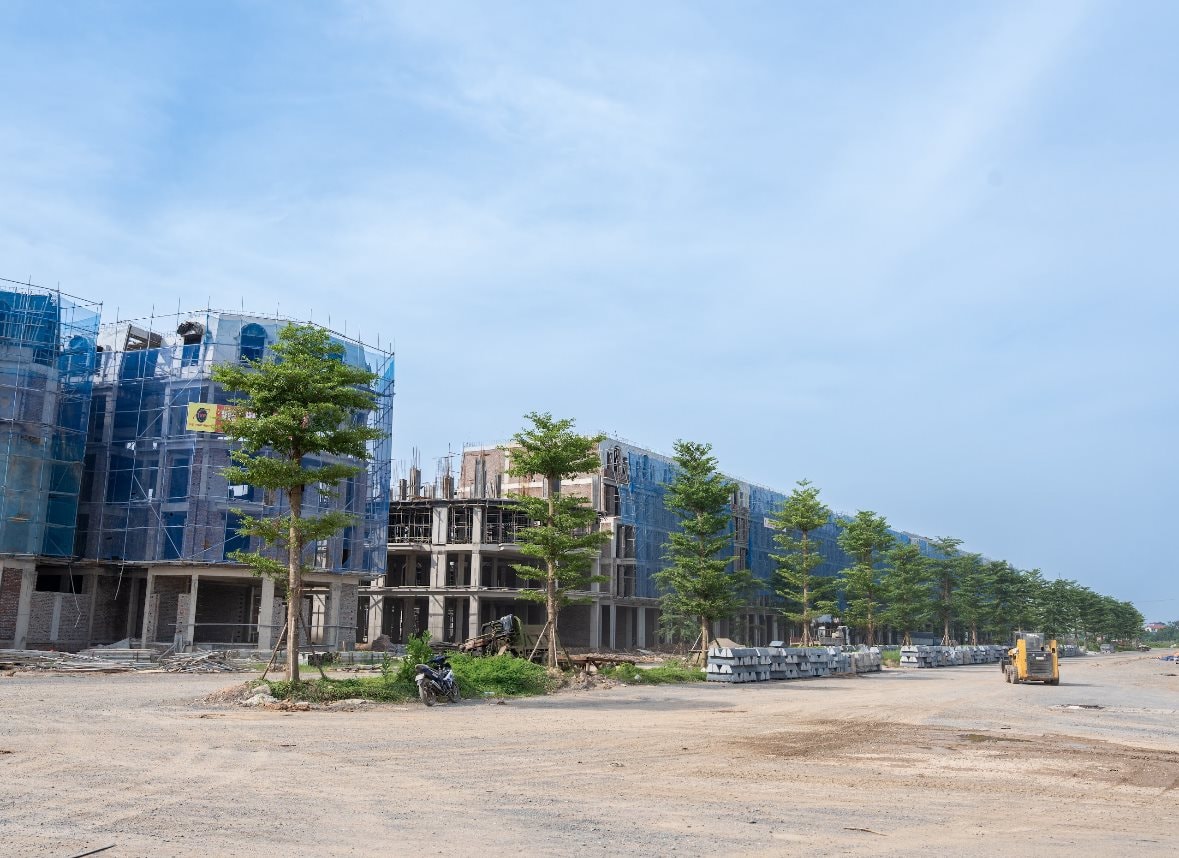 Dự án nhà phố hàng hiệu của Sunshine Group tăng tốc về đích, gần 1.300 căn đã cất nóc- Ảnh 10.