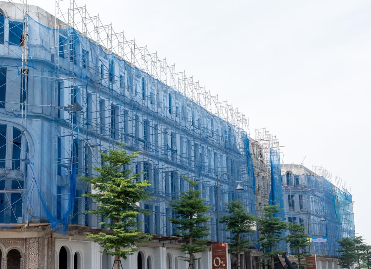 Dự án nhà phố hàng hiệu của Sunshine Group tăng tốc về đích, gần 1.300 căn đã cất nóc- Ảnh 2.