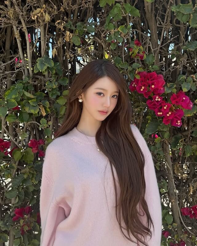 Jennie, aespa "nằm không cũng dính đạn" trong vụ bê bối sân bay của "Công chúa Kpop"?- Ảnh 4. Jennie, aespa "nằm không cũng dính đạn" trong vụ bê bối sân bay của "Công chúa Kpop"?- Ảnh 4.