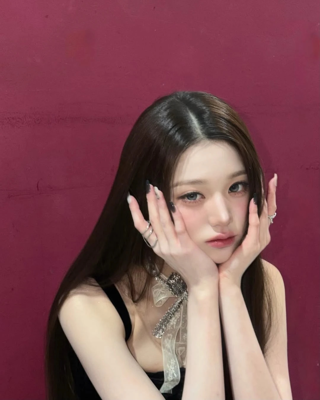 Jennie, aespa "nằm không cũng dính đạn" trong vụ bê bối sân bay của "Công chúa Kpop"?- Ảnh 3. Jennie, aespa "nằm không cũng dính đạn" trong vụ bê bối sân bay của "Công chúa Kpop"?- Ảnh 3.