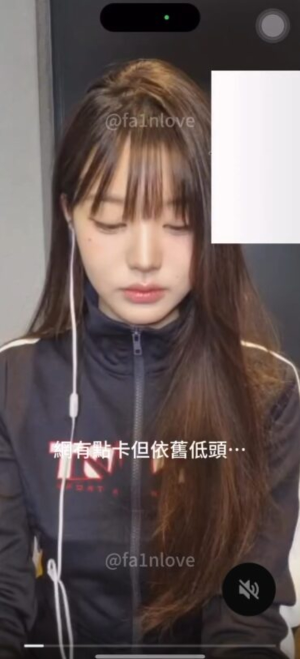 21,3 triệu người xem "Công chúa Kpop" ngúng nguẩy, công khai thái độ với nhân viên sân bay- Ảnh 8.