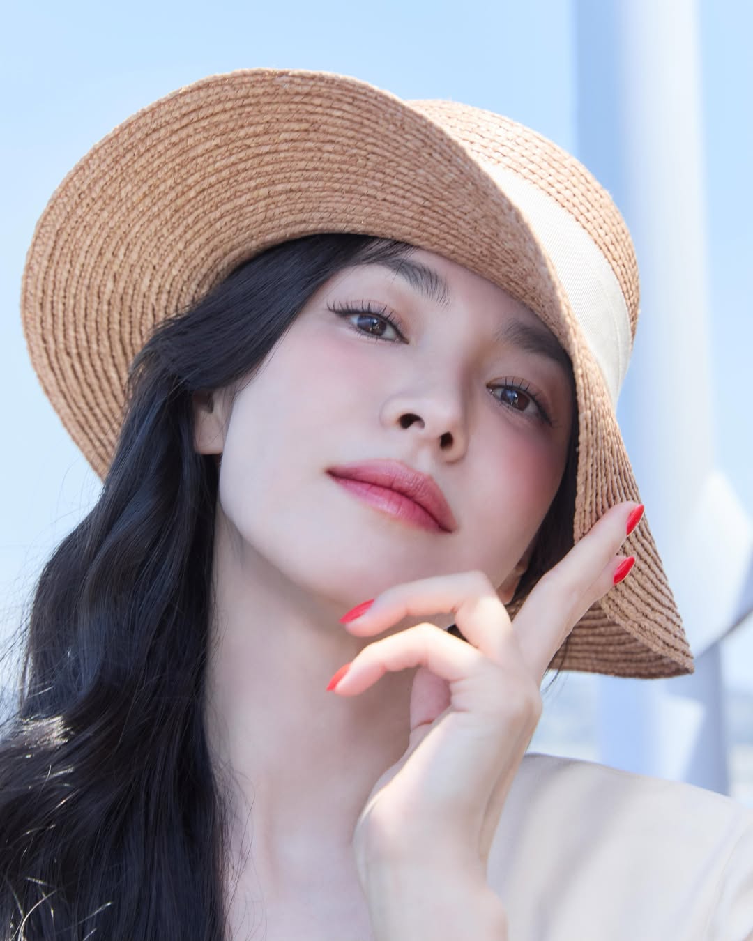 Tròn 7 năm Song - Song ly hôn: Song Hye Kyo tái sinh thành nữ hoàng, Song Joong Ki "còn cái nịt"- Ảnh 6.
