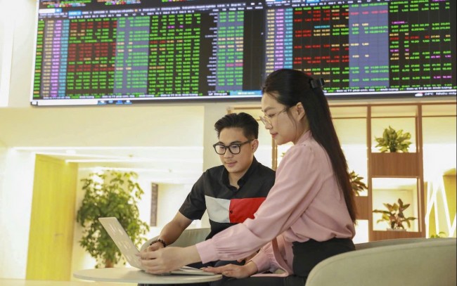 Tiếp tục hoàn thiện Luật Chứng khoán đáp ứng yêu cầu phát triển mới Tiếp tục hoàn thiện Luật Chứng khoán đáp ứng yêu cầu phát triển mới