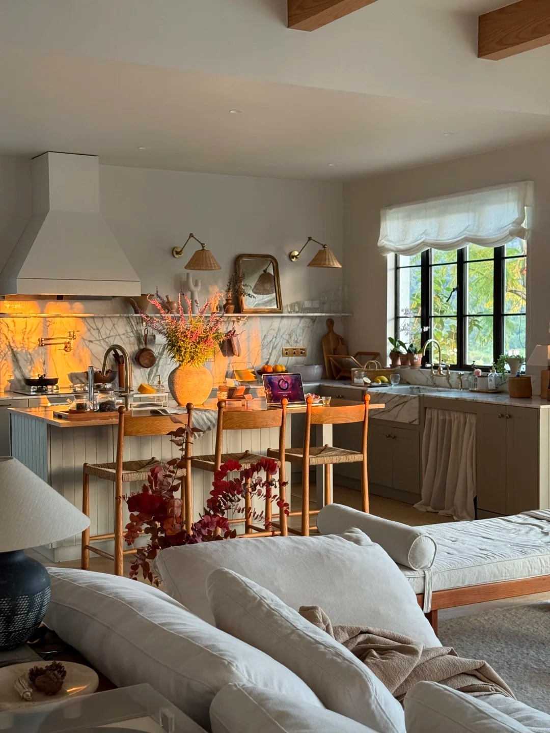 Căn biệt thự 850m2 bên hồ, tiện nghi như resort khép kín của người phụ nữ không đi làm, không kết hôn - Ảnh 11.