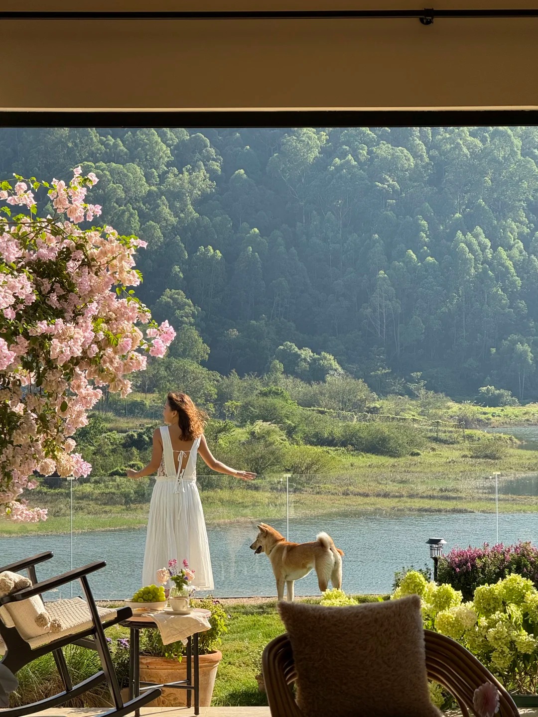 Căn biệt thự 850m2 bên hồ, tiện nghi như resort khép kín của người phụ nữ không đi làm, không kết hôn - Ảnh 6.