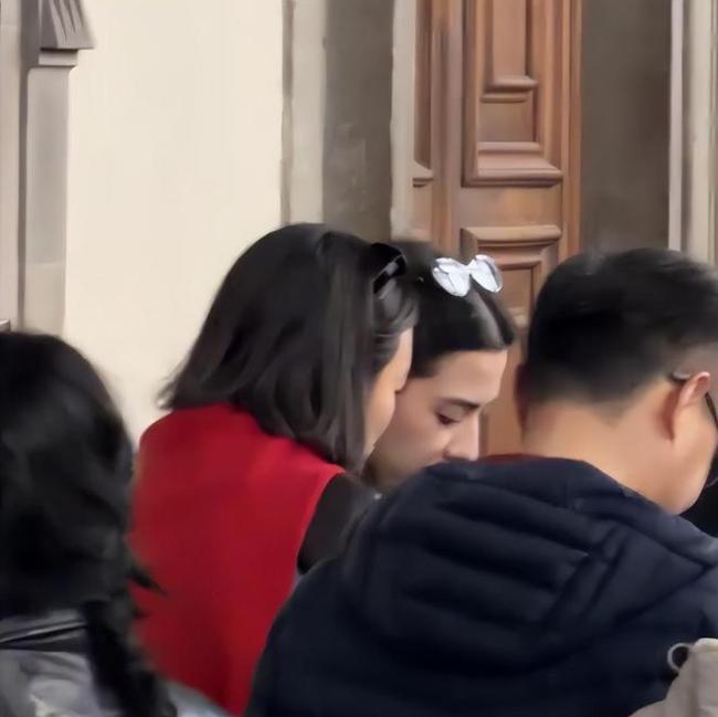 Bùng nổ tin ngọc nữ showbiz gen Z mang thai cho thiếu gia tập đoàn hơn 14 tuổi, vội vã cưới chạy bầu- Ảnh 4.