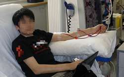 Các bác sĩ thừa nhận: Hành vi "phá thận" nhanh nhất không phải nhịn tiểu mà là 4 việc… - Ảnh 2.