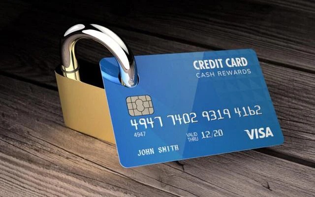 Tài khoản ngân hàng bị phong tỏa ngay lập tức nếu rơi vào 4 trường hợp sau- Ảnh 2.
