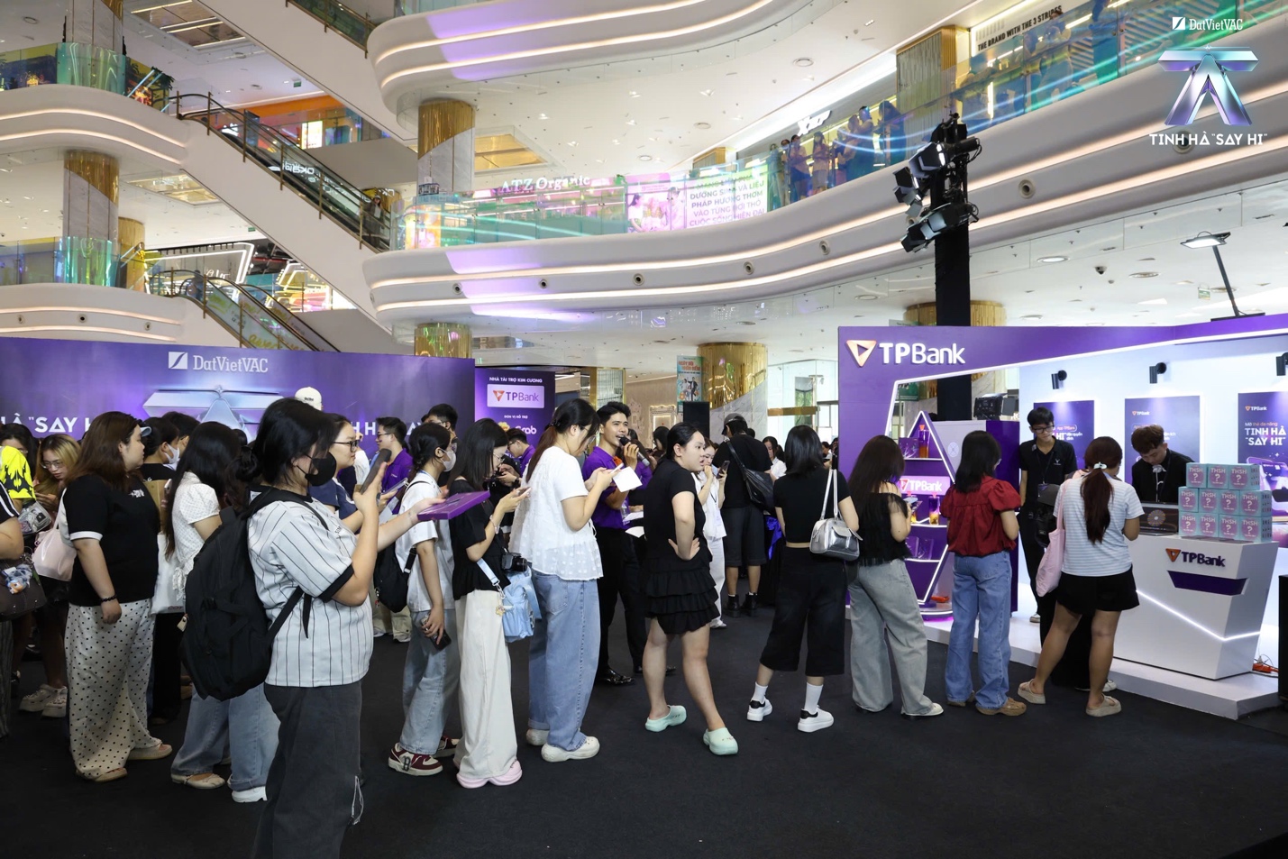 Đủ wow rồi đó: Fan Tinh Hà “Say Hi” sắp có thêm loạt đặc quyền mới - Ảnh 1.