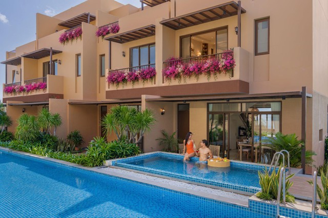 Hàng không dẫn lối, Sông Town bắt trọn khẩu vị lưu trú của dòng khách ngoại - Ảnh 2. Hàng không dẫn lối, Sông Town bắt trọn khẩu vị lưu trú của dòng khách ngoại - Ảnh 2.