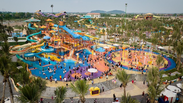Nhà phố Sun Urban City chuẩn bị bàn giao, hưởng “lộc” từ đại lộ lễ hội đông nghịt khách - Ảnh 4. Nhà phố Sun Urban City chuẩn bị bàn giao, hưởng “lộc” từ đại lộ lễ hội đông nghịt khách - Ảnh 4.