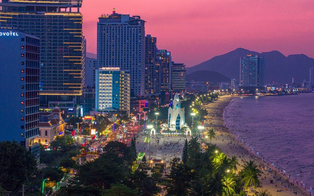 Festival Island: Lời giải cho khoảng trống kinh tế đêm của Nha Trang