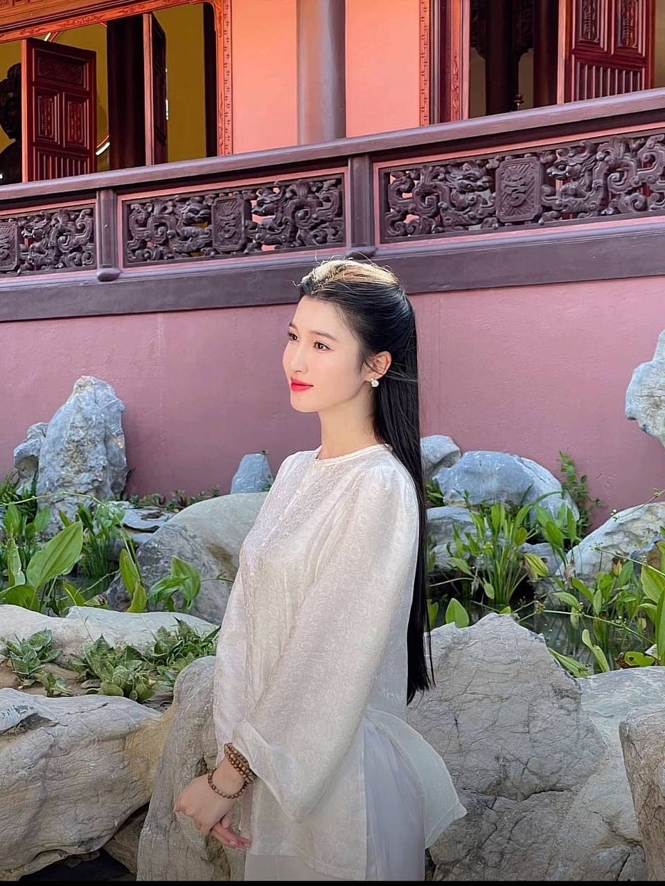 Rầm rộ hình ảnh mới nhất của Á hậu Phương Nhi- Ảnh 1.