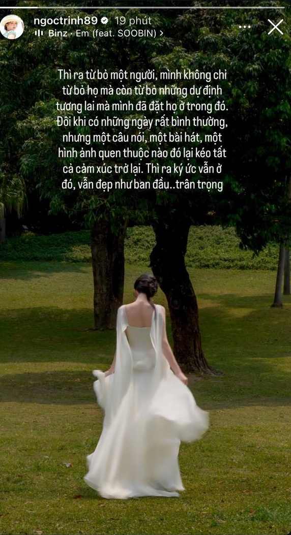 Ngọc Trinh: 