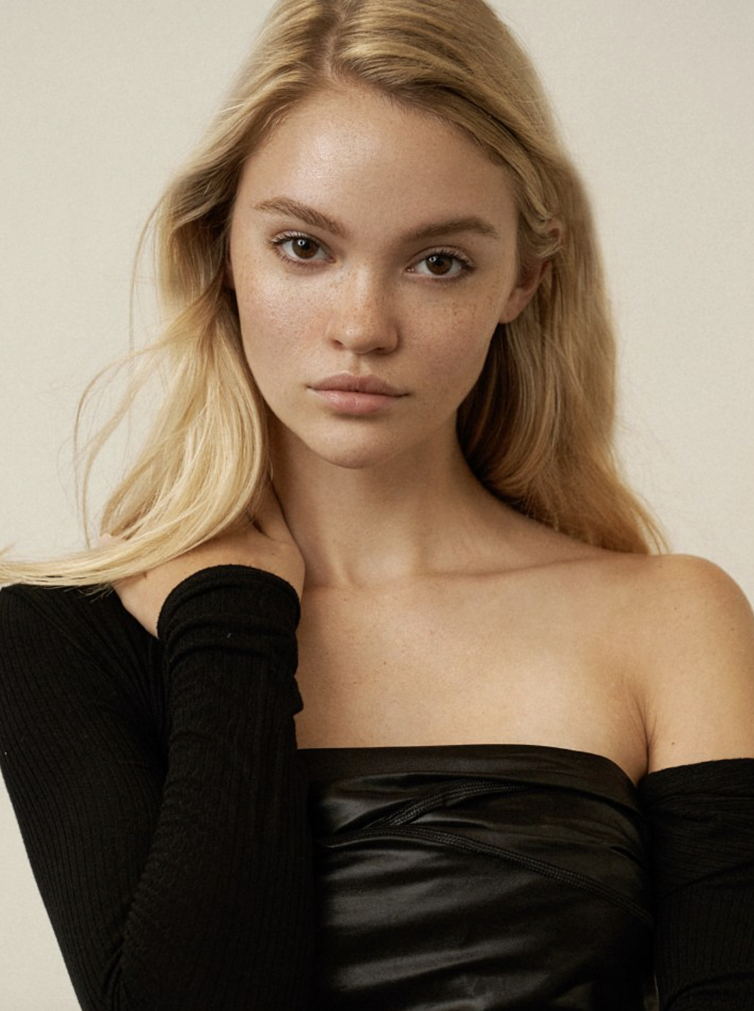 Lisa vừa 
