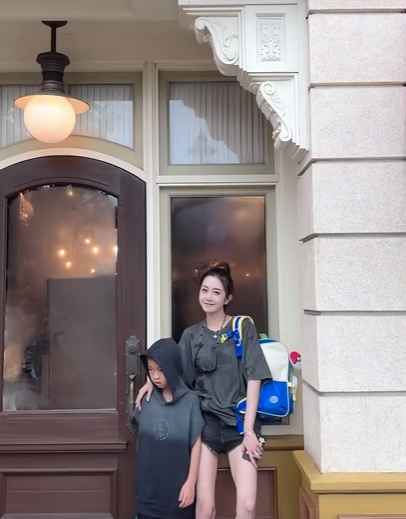 Mỹ nhân đời đầu bí mật sinh con cho đại gia kín tiếng: Hiện tại ly hôn, ngày đêm bán hàng kiếm sống- Ảnh 6.