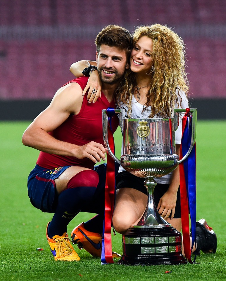 "Bà hoàng" Shakira: Khiến cả thế giới lắc lư mỗi World Cup, ngờ đâu phát hiện tình cũ phản bội qua ... 1 hũ mứt dâu- Ảnh 3. "Bà hoàng" Shakira: Khiến cả thế giới lắc lư mỗi World Cup, ngờ đâu phát hiện tình cũ phản bội qua ... 1 hũ mứt dâu- Ảnh 3.