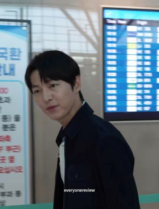 Tròn 7 năm Song - Song ly hôn: Song Hye Kyo tái sinh thành nữ hoàng, Song Joong Ki "còn cái nịt"- Ảnh 8.