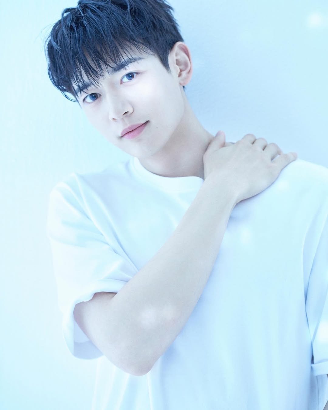 Minho (SHINee) "oanh tạc" sự kiện tại Việt Nam: Visual hack cam thường, zoom cận tới đâu cũng thấy như phim điện ảnh- Ảnh 6. Minho (SHINee) "oanh tạc" sự kiện tại Việt Nam: Visual hack cam thường, zoom cận tới đâu cũng thấy như phim điện ảnh - Ảnh 8.