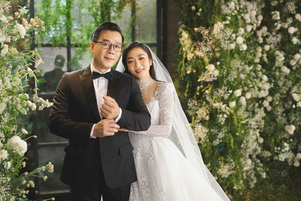 Chuyện tình chóng vánh của mỹ nhân Việt với doanh nhân hơn 13 tuổi: Đám cưới rình rang, rạn nứt sau vài tháng chung sống- Ảnh 3.