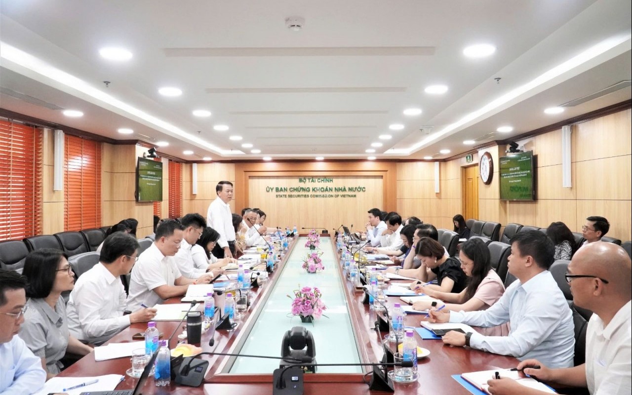 Sửa đổi Luật Chứng khoán: Thúc đẩy phát triển thị trường vốn, tăng hiệu quả huy động nguồn lực cho nền kinh tế Sửa đổi Luật Chứng khoán: Thúc đẩy phát triển thị trường vốn, tăng hiệu quả huy động nguồn lực cho nền kinh tế