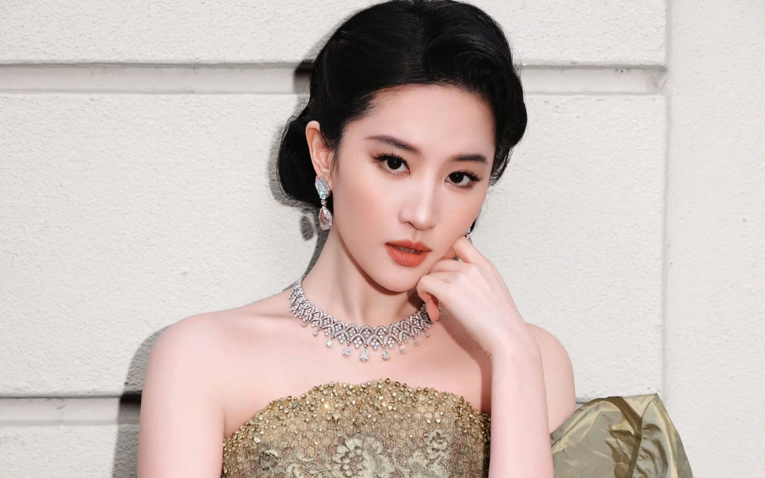 Bạch Lộc rơi vào đường cùng - Ảnh 3.