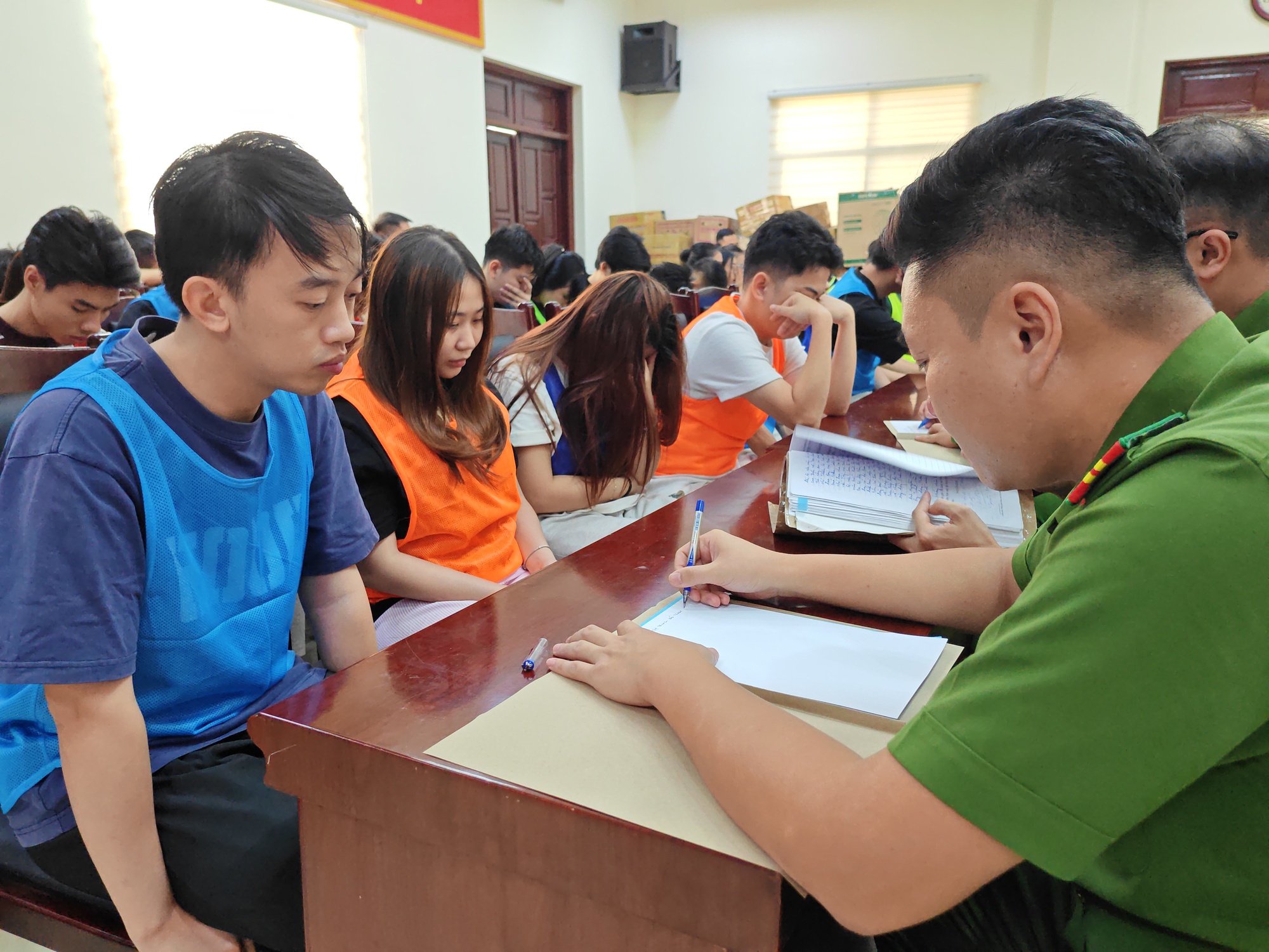 Thông tin mới nhất về vụ lừa đảo kỳ nghỉ du lịch, chiếm đoạt hơn 181 tỷ đồng- Ảnh 2. Thông tin mới nhất về vụ lừa đảo kỳ nghỉ du lịch, chiếm đoạt hơn 181 tỷ đồng- Ảnh 2.