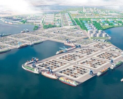 Việt Nam sắp có siêu cảng 50.000 tỷ đồng nối dự án 16 tỷ USD, kỳ vọng cạnh tranh với Malaysia, Thái Lan