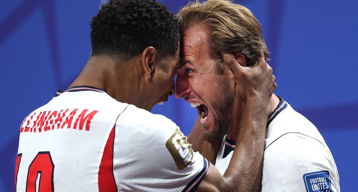 Harry Kane chói sáng, đập tan lời nguyền 60 năm của tuyển Anh tại World Cup!
