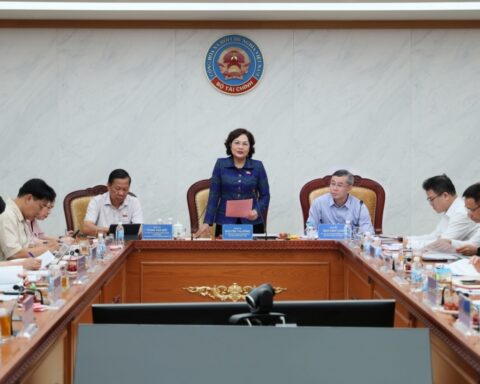 Đoàn công tác của Quốc hội làm việc với Bộ Tài chính về mục tiêu tăng trưởng hai con số