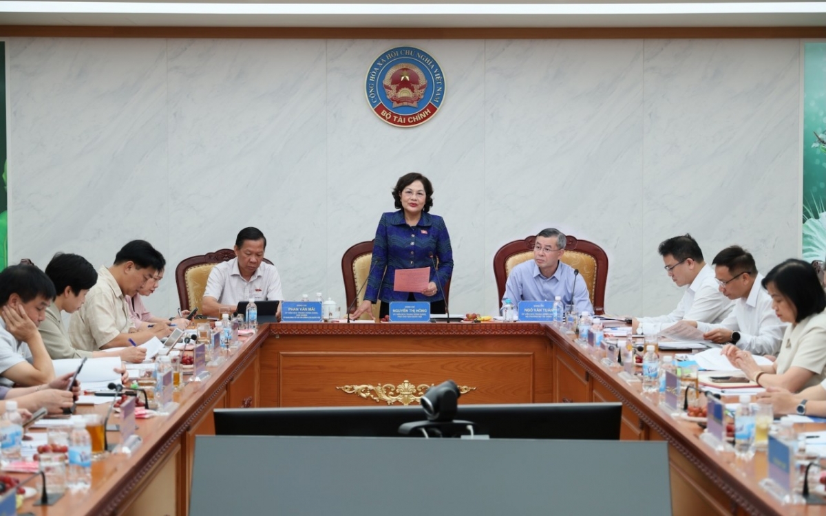 Đoàn công tác của Quốc hội làm việc với Bộ Tài chính về mục tiêu tăng trưởng hai con số