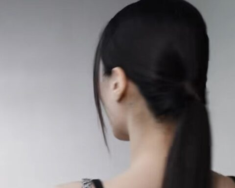 Ca sĩ Việt vừa lọt đề cử đẹp nhất thế giới: Được Jung Kook “để ý”, chung giải với G-Dragon – BLACKPINK nhưng mãi chưa đổi vận