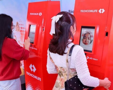 Techcombank rót thêm 2.400 tỷ đồng vào Techcom Life sau khi bứt tốc thị phần phí bảo hiểm
