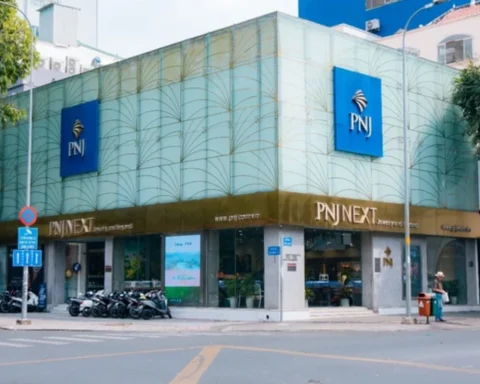 PNJ báo lãi lớn, bất ngờ giá thu mua nhẫn kim cương