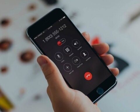 Vì sao điện thoại hiển thị đúng tên người thân gọi đến nhưng người dân vẫn bị kẻ gian lừa mất hàng trăm triệu đồng?