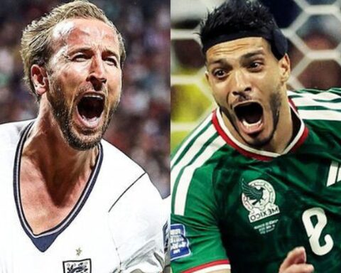 “Đại chiến” Mexico vs Anh: Cầu thủ ra sân khởi động, trận đấu bắt đầu vào 8h sáng nay sau 1 tiếng bị hoãn