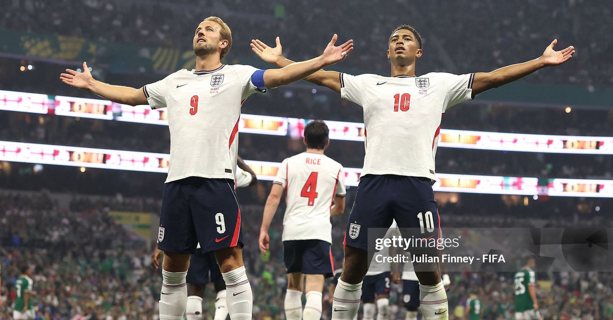 Anh nhọc nhằn đả bại Mexico 3-2 giành vé vào tứ kết World Cup sau trận đấu bị hoãn 1 tiếng, 1 thẻ đỏ và 2 quả penalty