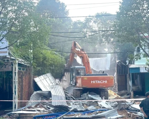 Phú Quốc cưỡng chế thu hồi đất 2 hộ dân sau gần 20 năm không chịu bàn giao