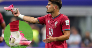 Ngôi sao Bồ Đào Nha đi giày rách toác gót thi đấu ở World Cup