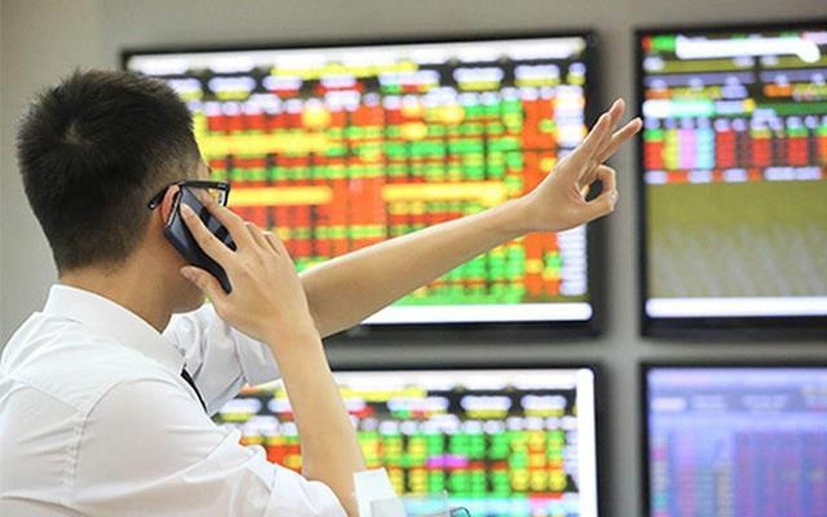 Vietcap dự báo VN-Index có cơ hội trở lại đỉnh cũ, gọi tên 4 cổ phiếu tiềm năng