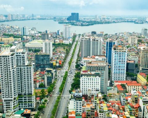 Quy định mới về thuế chuyển nhượng bất động sản áp dụng: Giá trên hợp đồng thấp hơn quy định sẽ bị điều chỉnh