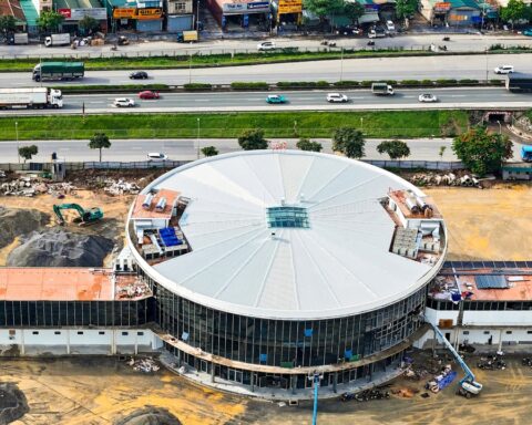Toàn cảnh bến xe thứ 7 ở Hà Nội trước ngày khai thác