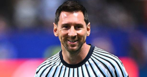 Argentina 0-1 Ai Cập: Messi đá hỏng quả penalty thứ 4 trong lịch sử World Cup!